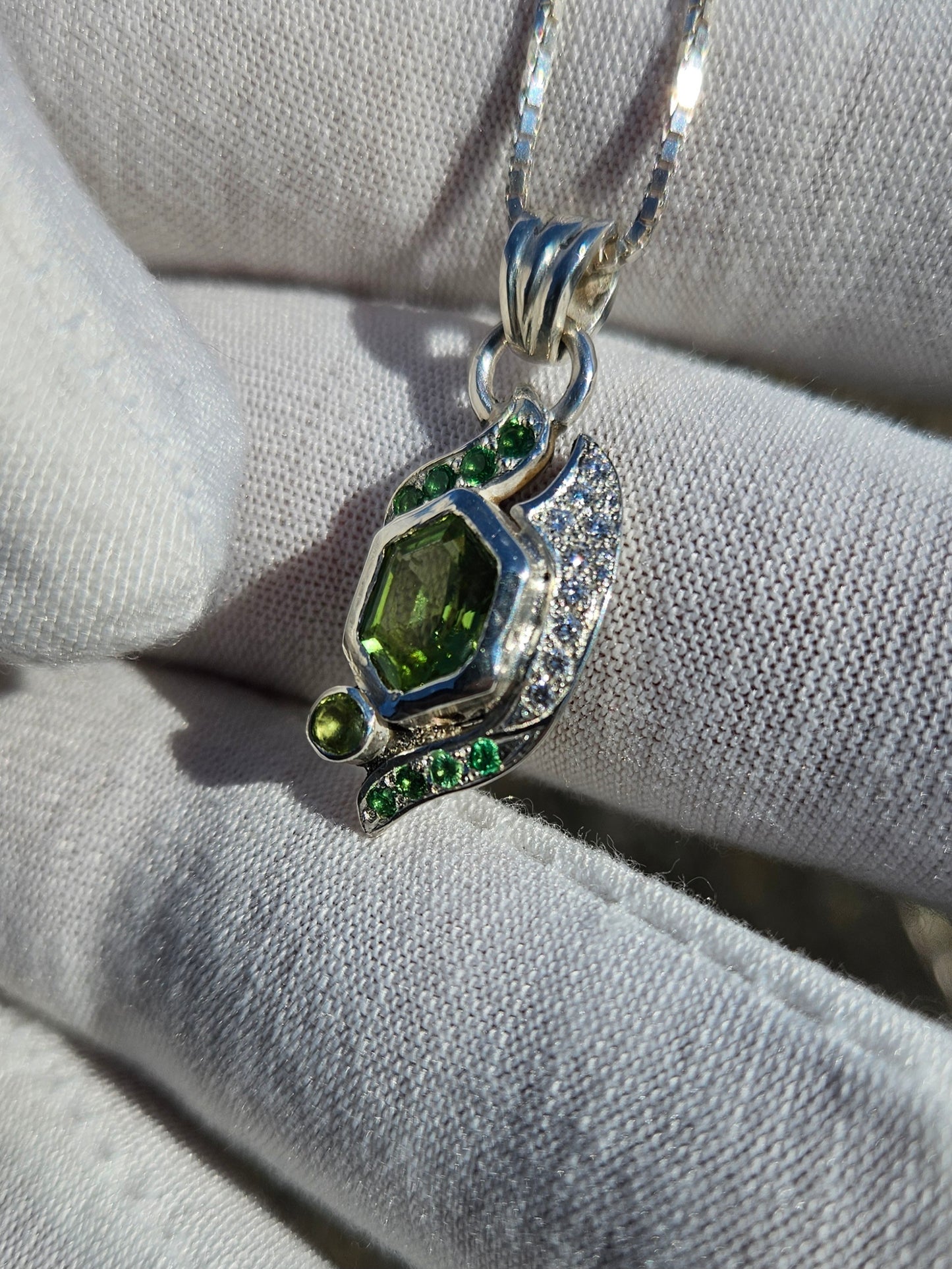 Peridot pendant